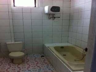 Hotel Niaga1