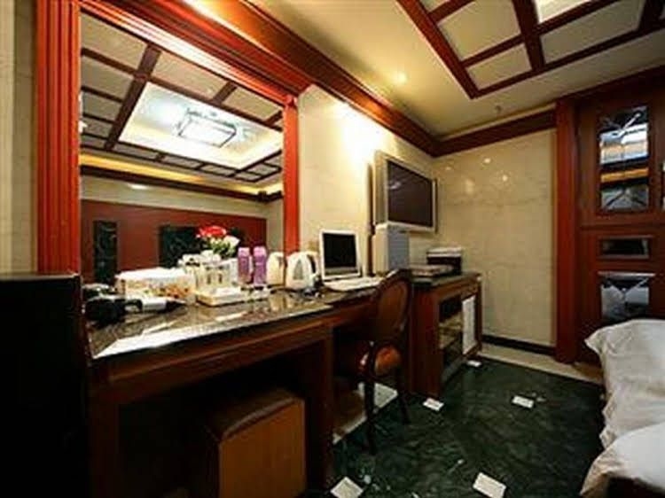 Pam Hotel2