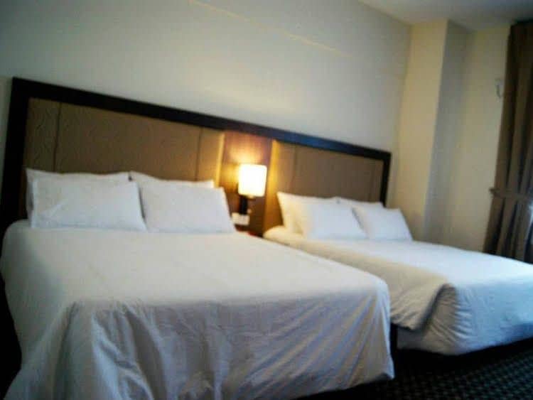 New Regent Hotel New Regent Hotel