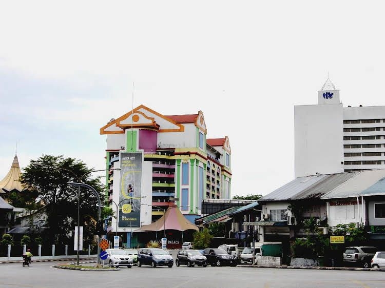 Fata Garden Hotel by Place2Stay0