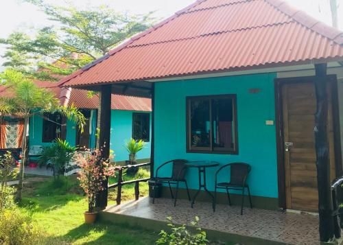 ลันตา แอลดี บีช บังกะโล (Lanta L.D. Beach Bungalows)0