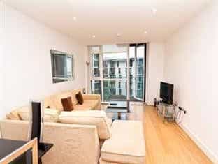 Times Square Serviced Apartments Times Square Serviced Apartments