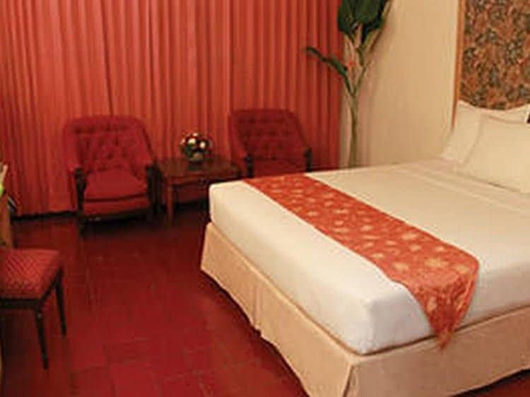 Pardede International Hotel Pardede International Hotel