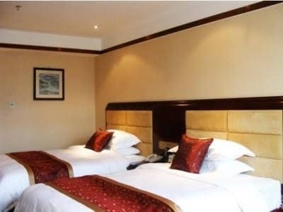 Jade Rainbow International Hotel3