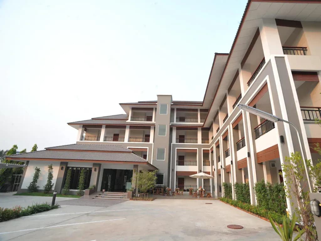 Non C Park Hotel Non C Park Hotel