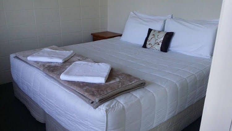 Fountain Court Motel Fountain Court Motel