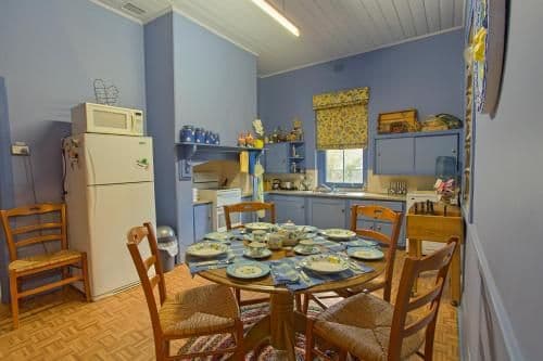 Three-Bedroom Winery Cottage