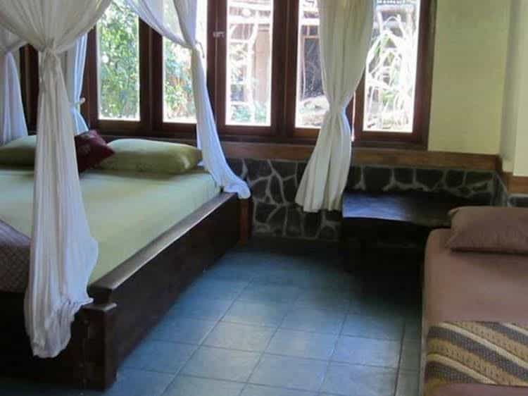 Corner Hideaway Bungalows Corner Hideaway Bungalows