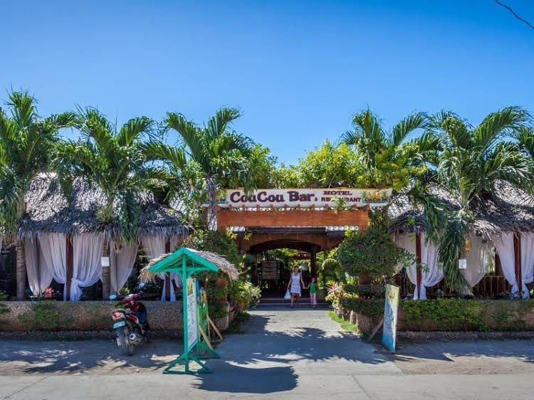 Coucou Bar Hotel and Restaurant4