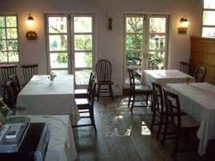 Auberge Moustache Auberge Moustache
