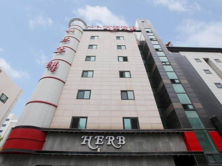 Herb Plus Hotel1