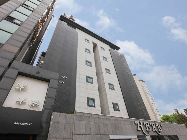 Herb Plus Hotel2