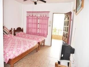 Palm Island Hotel and Dive Resort3