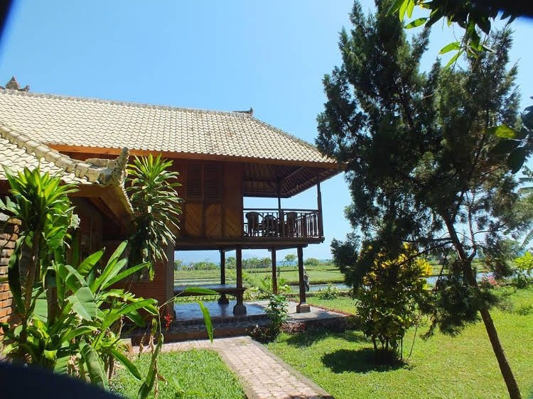 Shanti Loka Hotel0