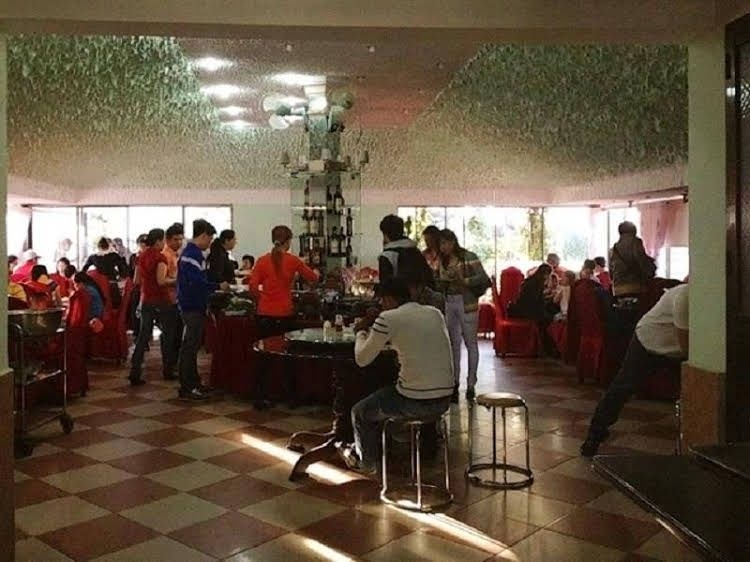 Y Lan Hotel0