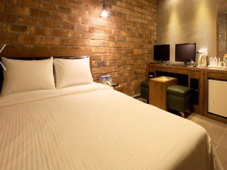 Reem Hotel2