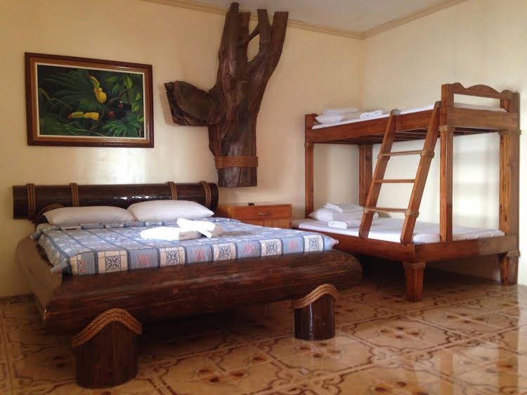 Vasco's Resort4