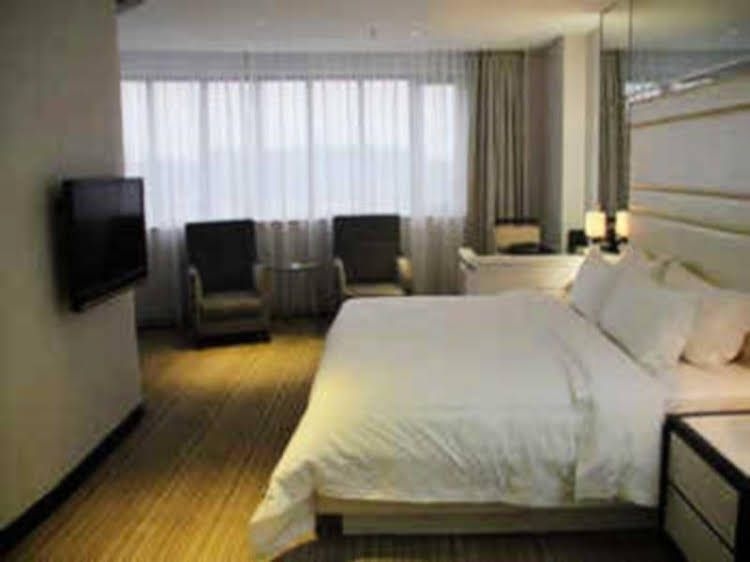 Headway Hotel3