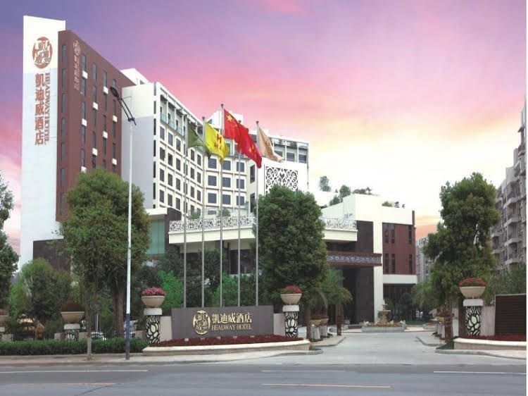 Headway Hotel1