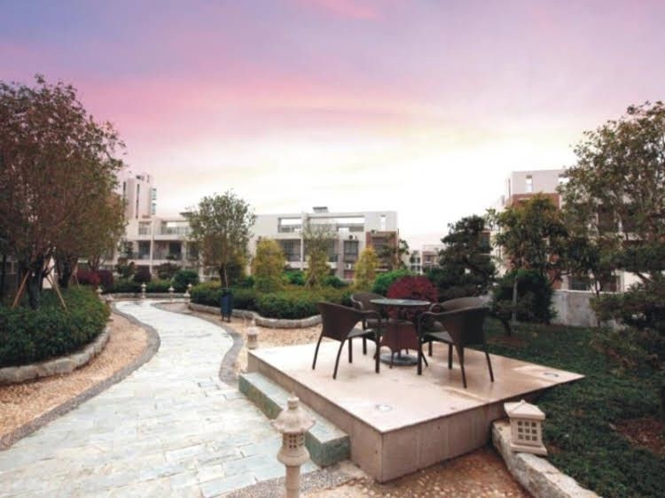 Headway Hotel2