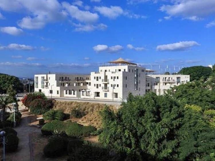 HI Akko Hostel4