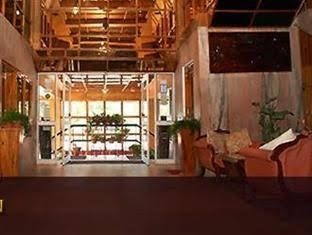 Hotel Out Town1