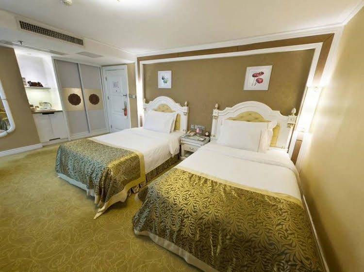 Jinjiang Grand Honor Hotel3