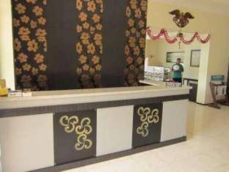 Hotel Aloha Malang2