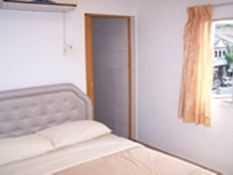 Hotel Sri Emas3