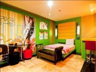 Ritz Motel2