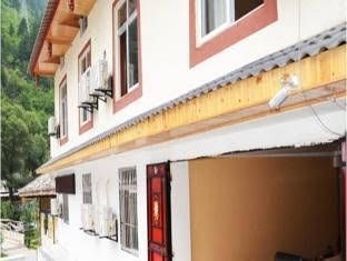 Jiuzhaigou Kai Yue Inn4