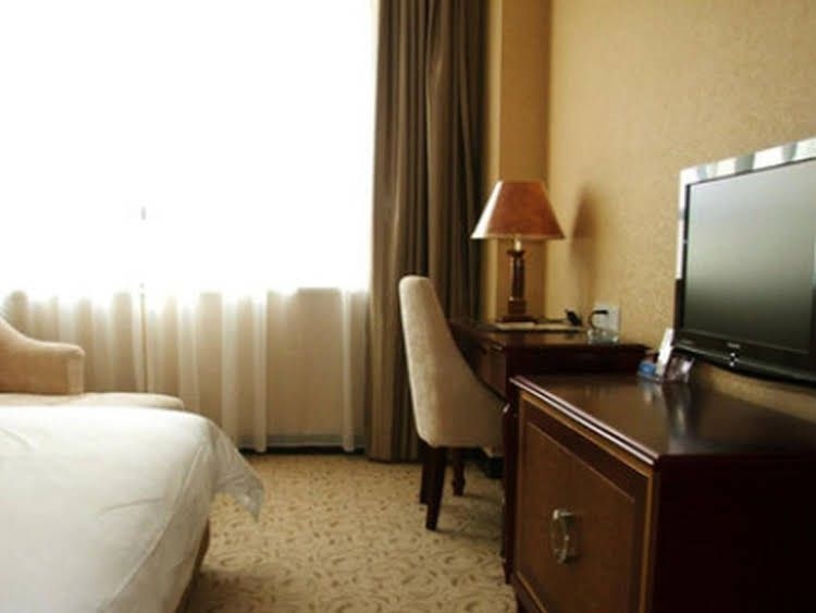 Vienna Hotel Shenzhen Fuqiang Road Branch3