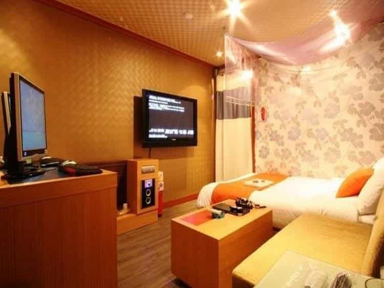 Plum Hotel Plum Hotel