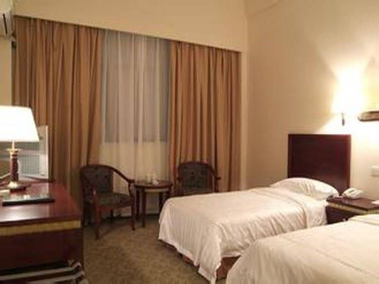 YouHao Business Hotel0
