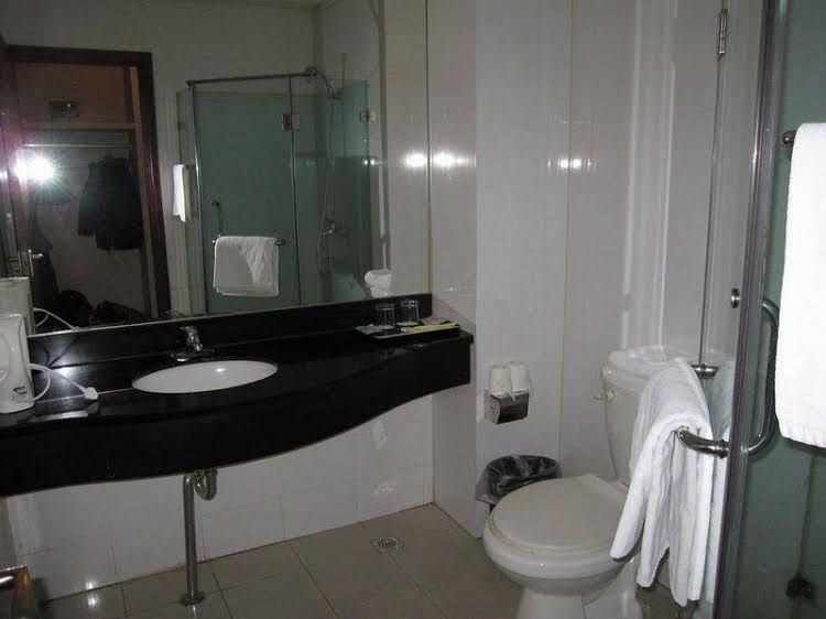 YouHao Business Hotel3