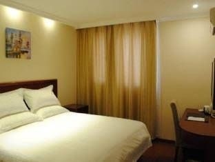 GreenTree Inn Jingjiang Bus Station Express Hotel2