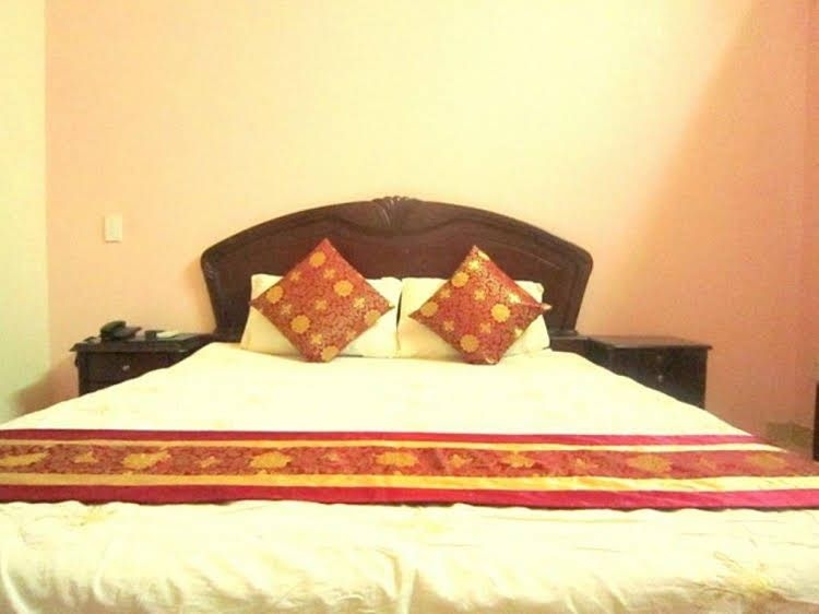 Hoang Nguyen Hotel1
