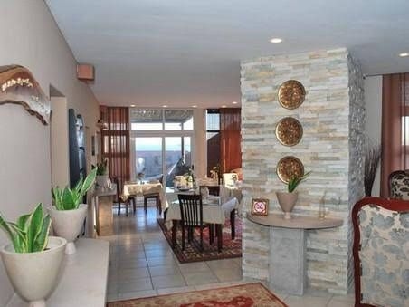Kumbaya House West Beach1