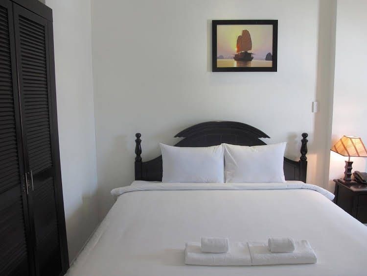 Bizu Hotel District 1 - 183 De Tham1
