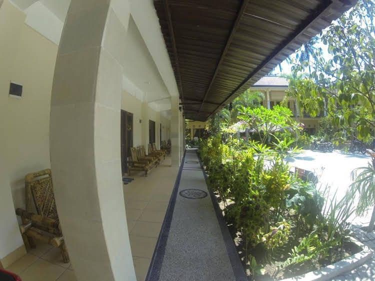 Central Inn Senggigi Central Inn Senggigi