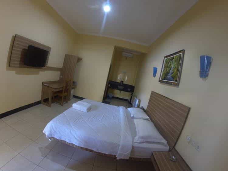 Central Inn Senggigi Central Inn Senggigi