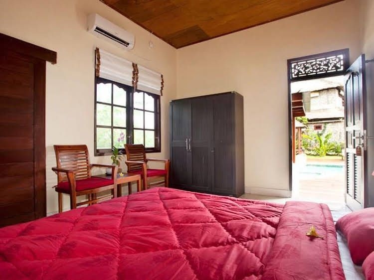 Puri Segara Village2