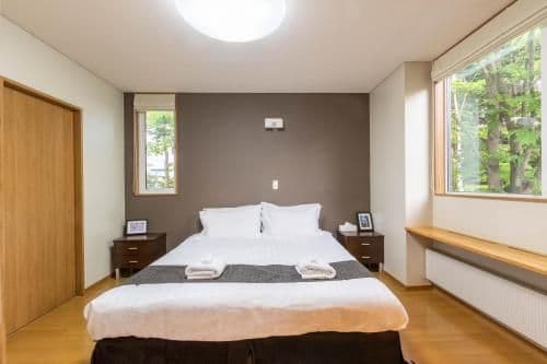 5 Br Parkside Chalet