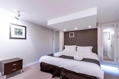 5 Br Parkside Chalet