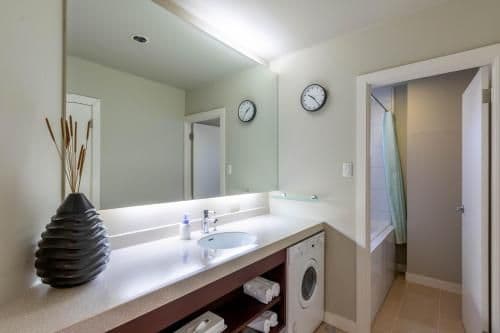 3 BR Ski View - Upstairs - Non-Smoking