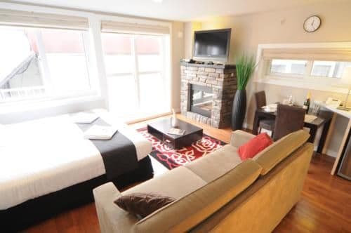 Studio Apartment #4 - Main Floor - Non-Smoking