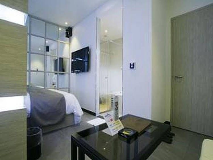 Stylish Design Hotel Myeongjak3