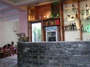 Bamboo House Inn2