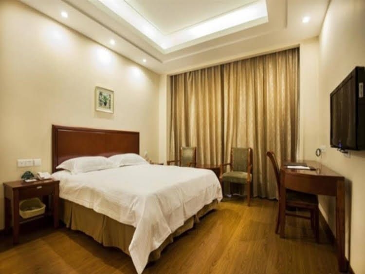GreenTree Inn Beijing Capital International Airport Second High-speed Jiaozhuang Bridge4