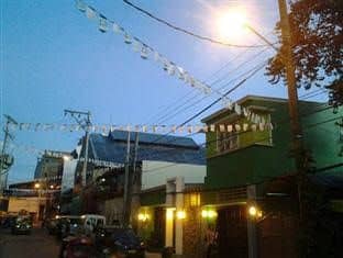 Crossroads Hostel Manila Crossroads Hostel Manila